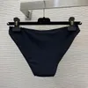 Kobiety bikini projektant stroju kąpielowego panie luksusowy projektant kostiumów kąpielowych Dwuczęściowy garnitur kąpielowy Zestawy dziewcząt na plażę ubrania letnia marka pływa