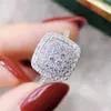 Bagues de cluster Fashion 925 Sterling Silver pour femmes Squaer Pave Simulé Diamant Bague Bijoux Fille Cadeau En Gros