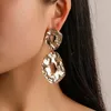 Dingle örhängen stor metall oregelbunden för kvinnor hamrade punk geometriska stilar mode smycken trendiga tillbehör parti gåvor 2024373