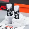 Party Favor Harajuku-Stil Flamme Baumwollsocken mit mittlerer Wade, Straße, Hip-Hop, Skateboard, Herren- und Damen-Sportsocken, Chaussette Homme-Socken für Herren, 1 Paar = 2 Stück