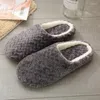 Pantofole 2024 Inverno Coperto Casa Delle Donne Peluche Morbido Caldo Cotone Antiscivolo Scarpe Da Terra Casa Degli Uomini Scivoli Pelosi Per La Camera Da Letto