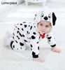 Vêtements pour bébé barboteuse dalmatien dessin animé Kigurumis Onesie enfants garçon fille combinaison Animal chien Costume enfant en bas âge chaud nouveau-né combishort 2017340504