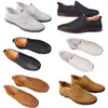 Freizeitschuhe für Herren, Frühling, neuer Trend, vielseitige Online-Schuhe für Herren, rutschfeste, weiche Sohle, atmungsaktive Lederschuhe, Braun, Weiß, Schwarz, 42