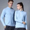 Chemises décontractées pour hommes Hommes Printemps et automne Sports de plein air à manches longues Hommes Col montant Chemise de remise en forme en vrac Haut de course à séchage rapide