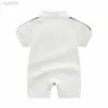 Footies nouveau-né bébé barboteuse filles et garçon à manches courtes vêtements en coton Designer marque lettre imprimer infantile enfants pyjamas 240306