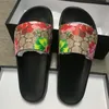 Designer Slides Pantofole da donna per uomo GG Blooms Sandalo scorrevole floreale supremo Scivoli in gomma per bambini con Web Sandalo estivo Pantofola da spiaggia a righe con ape tigre