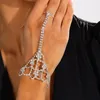 Link Bracelets 2024 Shiny Rhinestone Harness Bracelet Finger Chain Ladies Hollow Design Wedding Bridal Bridesmaid Boho Bling Hand Jewelry