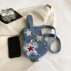 Midjepåsar 2024 Fashion Women's Men's Bag Denim Guitar Design Box Spice Girl One Shoulder Crossbody Creative Net Red