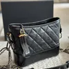 Ladies Vintage Calfskin Gabrielle Hobo Mini ramię dwukolorowe metalowe sprzętowe łańcuch Matelasse Crossbody torebki z urokiem zamek błyskawiczny 20x15cm 6 kolorów