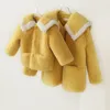 Manteau en duvet de laine pour filles, fausse fourrure pour enfants, veste en coton épais, pardessus Imitation à la mode pour enfants, hauts chauds pour garçons