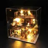 Architettura/Casa fai da te Casa delle bambole Con copertura antipolvere casa Miniatura Fai da te in legno Casa delle bambole Miniature giocattoli per bambini Ragazza Regali di compleanno diorama 1 24 M2132z