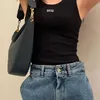 Summer White Women Tops Tees T Shirt Crop Top Embroidery Sexig Off Shoulder Black Tank Top Casual ärmlös Backless Top Shirts Luxury Designer Solid Color Vest