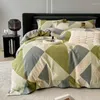 Set di biancheria da letto Stile letterario Nordico Tutto cotone opaco Set di quattro pezzi Copripiumino caldo e addensato puro Plaid a righe all'ingrosso