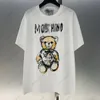 2024 Spring/Summer Moschinoes Women T Shirt Teddy Bear Ręcznie narysowany szkic nadruk luźne dopasowanie koszulki z krótkim rękawem unisex z krótkim rękawem