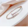 Original 1to1 Cartres Nail Bracelet Incolore 2024 Nouveau Sterling Argent Rose Ensemble Diamant ins Lumière Luxe Simple Polyvalent Cadeau 7JLK