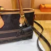 AA 6A Kadınlar Asla Tam Çanta Tasarımcısı Lüks Moda Debriyaj Çanta Tote Nano Çanta Messenger Omuz Baskı Mektubu Kompozit Marmont Ch