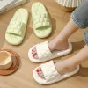 Slipare sommarkvinnor Eva tofflor Anti-Slip Fashion Design Hushållsglas inomhus hem Flat ensamstående skor som inte slipar solida par sandaler gratis frakt