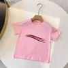 T-shirt Designer di lusso Neonato Abbigliamento per bambini Ragazzi Ragazze Estate Moda Marchio Magliette T-shirt per bambini Kid Classic Lettera Stampata Abbigliamento Tuta 240306