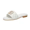 Designer Sandaler Läder Mid Hälen broderade tofflor Kvinnor tofflor Lady Wedding Party Slides Flats Ankle Buckle Rubber 2024 Summer Beach Shoes Sexy Chunky Heels