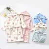 Cartoon Kinder Robe Flanell Baby Bademantel Langarm Mit Kapuze Kinder Bademantel Schöne Tier Kind Junge Mädchen Roben Kinder Kleidung 240228