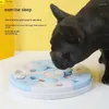スニッフィングプレートと犬のおもちゃを探している猫のキャリアスピルパズルスローフードペット用品