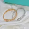 High Edition Seiko Knot Series Bracelet vrouwelijke gouden materiaalstar dezelfde eenvoudige en genereuze twist -touw 9ots