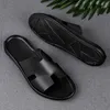 Designer Slippers 8976 mens slippers one-piece set open toed flat bottom large wharf layer leather beach shoes summer sandals