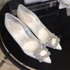 Sapatos de vestido Luxo Strass Apontou Toe Stiletto Heel Mulheres Cetim Designer Senhoras Elegante Cristal Casamento Bombas Nupciais