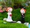 Ornements festifs de couple de mariage, 4 pièces, artisanat en résine, miniatures de Jardin féerique, micro paysage, Terrarium, décoration de Jardin, 4077807