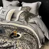 Conjuntos de cama Alta Precisão Cetim Jacquard e Algodão Egípcio Patchwork Conjunto de Luxo Duveta Capa de Cama Fronhas Home Têxteis