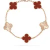 Bracelet de tempérament doux et charmant Version haute version quatre feuilles Bracelet à cinq fleurs Bracelet Womens Blanc avec des bracelets Cleefed