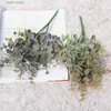 Dekorative Blumenkränze Künstliche Blumen Nordic kleiner Griff 5-zackige Eukalyptus-Geldblätter simulierte Blumen grüne Blätter Heimdekoration T240306