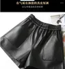 Damen-Shorts aus echtem Schaffell für 2024, hohe Taille, schlankmachende und vielseitige Haining-Lederhosen mit weitem Bein, Trend