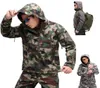 男性用の戦術ジャケットハイキングハンティングキャンプソフトシェルジャケット防水カモフラージュ女性風上csウォーゲームコート3860180