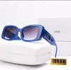 Designer Mui Mui conçoit des lunettes surdimensionnées Millionaire Millionaire Sunglasses Luxury et cool résistants aux UV Multicolor Box de soleil en option touriste principale en ReadRead