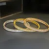 V-Armband V-Gold-Perlenrand-Diamant-Armband für Damen, vergoldet mit 18 Karat Echtgold, helles, luxuriöses Vollhimmel-Stern-Armband aus Roségold und Weißgold mit Perlenrand