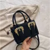 Borsa Vercaces firmata 24SS Estate alla moda e minimalista Nuova edizione coreana Borsa a conchiglia Materiale Borsa a tracolla singola Borsa da donna Borsa piccola quadrata Alla moda