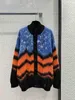 디자이너 밀란 스웨터 겨울 스탠드 칼라 칼라 긴 소매 탑 브랜드 같은 스타일 코트 여자 스웨터
