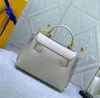 5A Totes Spalla HH Lockme Ever Borsa BB Borsa da donna Tote Chain Designer Vintage Flap Keybell Lock Borse in vera pelle Luxurys m21052