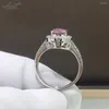 Pierścienie klastra InBeauut 18K Solid White Gold 1 ct okrągła Doskonała karka Diamond Test Pink Moissanite Wedding Wedding For Women Prezent Fine