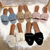 7a Zapatillas de diseñador de alta calidad Sandalia Loro Mule 2024 Nuevas Pianas Zapatos casuales de verano Cuero de gamuza Sexy Diapositivas para mujer Mocasín Sunny Charm Al aire libre Playa Sliders