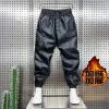 Hose Winter Trendy PU Lederhose Herrenhosen verdickte lässige Mode Outdoor Jogge Coole Motorradmarke Hochwertige Kleidung