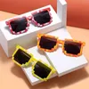 Óculos de sol quadros 2024 moda óculos de sol presente trepadeira novidade mosaico óculos engraçados crianças e adultos pixel eyewear