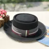 Klasyczna, szeroka, szeroka wełna wełniana czapka Fedora kapelusz z kolorową wstążką w stylu retro poczuł panama hat217q