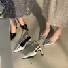 Robe chaussures bout pointu femmes sandales argent noir blanc 2024 arrivées mode stiletto pompes de fête sexy