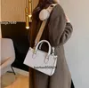 5A Women designers On The Go East West wallet PM weekend Reverse Canvas Tote Bag with Round Coin Wallet Designer Luxury Handbag Shoulder Bag