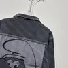 Nuova giacca di jeans 24SS, giacca di tendenza della moda primaverile, giacca di jeans nera ricamata da lettera unisex, spedizione gratuita