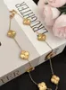 Joyería de diseño Collares de trébol de 4/cuatro hojas de lujo Charm Diamond Collar chapado en oro de 18 quilates Colgante de flor para mujeres vogues Niñas Regalos de compromiso de San Valentín