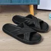 Hausschuhe Indoor Outdoor Strand Sandalen Sommer EVA 2024 Plattform rutschfeste Flip-Flops Frauen weiche Sohle Wolke dick