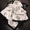 Women Designer Silk Scarf Fashion Brand Wrap Head Scarfs Square Twill Pashmina Scarves Shawl Gift Enkel att matcha mjuk beröringsstorlek 70*70 cm 4128